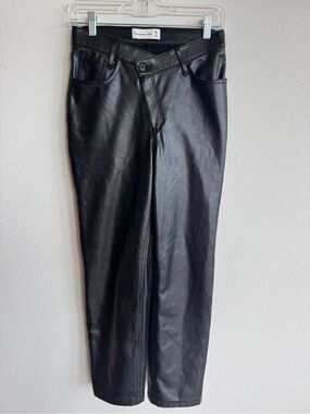Abercrombie & Fitch Black Vegan Leather Straight Leg Pants Size 26